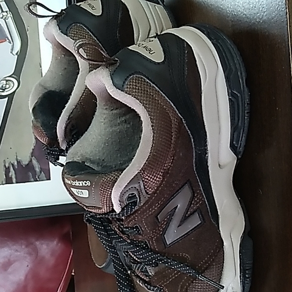 New Balance 609 men's size 10 - Picture 3 of 4